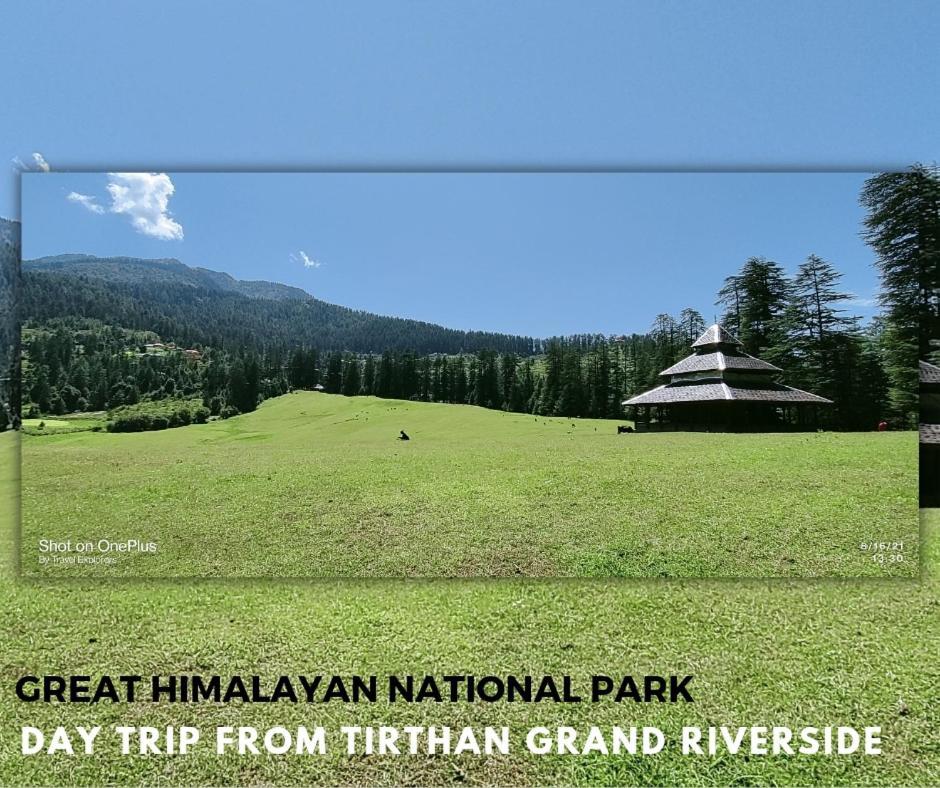 Tirthan Grand Riverside Banjār Esterno foto